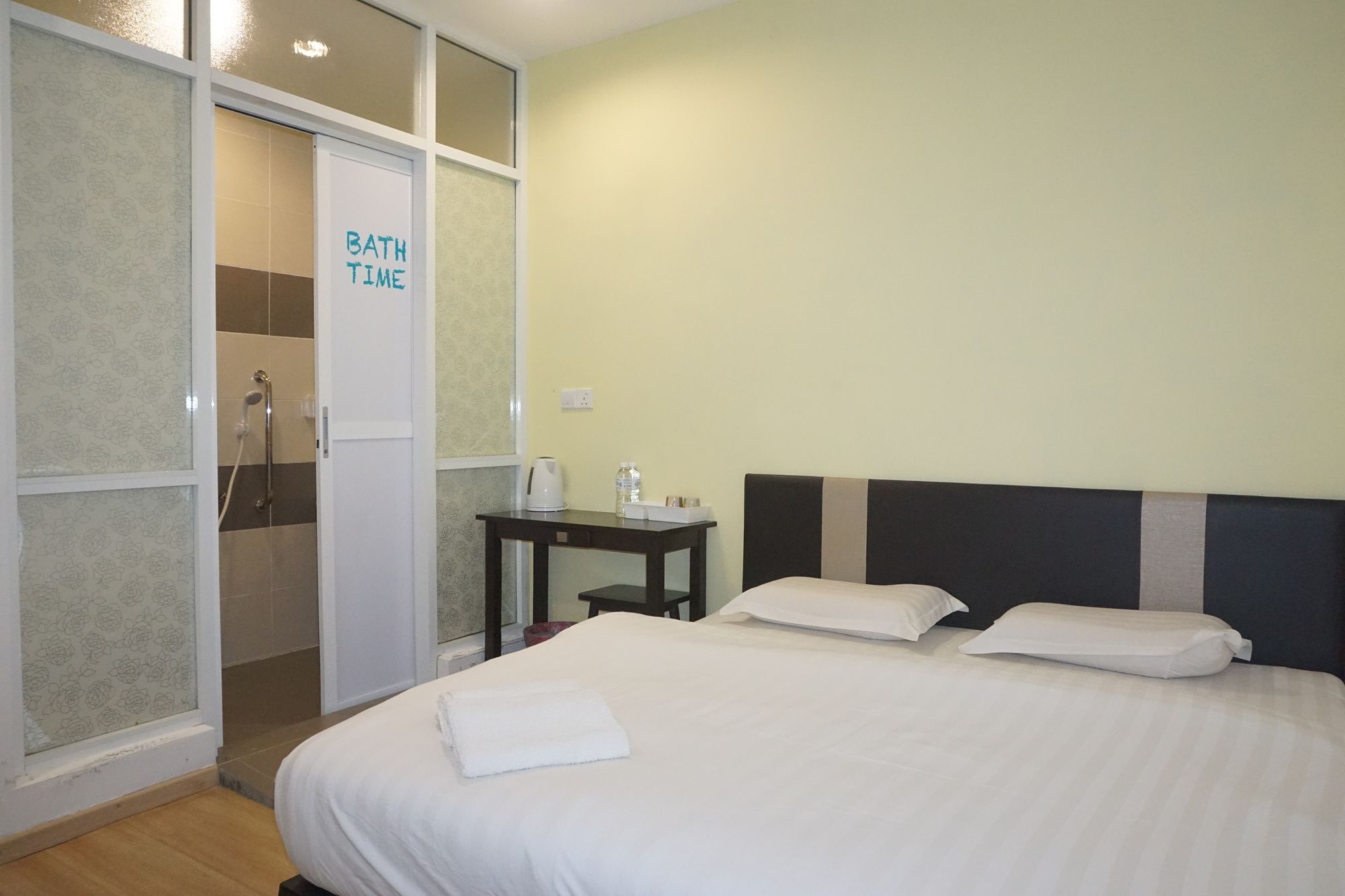 Sun Inns Hotel Ayer Keroh Exterior photo