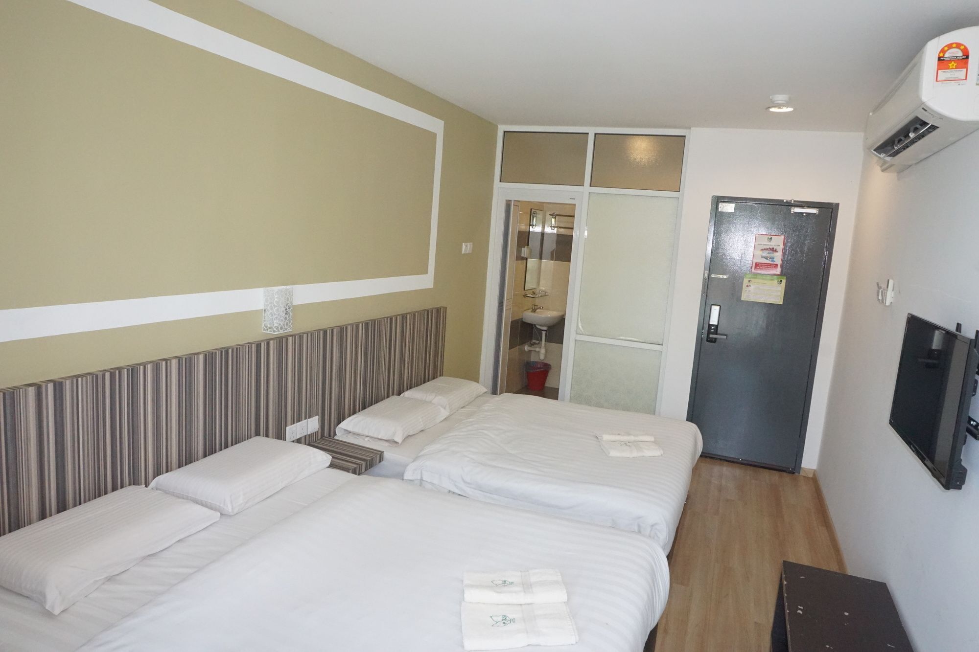 Sun Inns Hotel Ayer Keroh Exterior photo